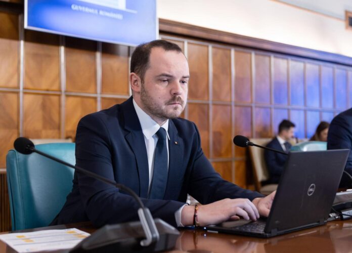 Alexandru Rogobete Ministrul Sănătății Foto Facebook Alexandru Rogobete