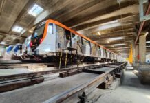 Tren nou de metrou, retras de urgență