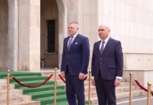 Robert Fico atacă Bruxelles-ul de la București: „Împreună cu România putem crește presiunea asupra UE”