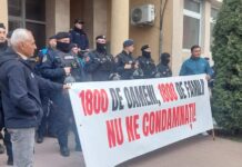 Minerii de la Târgu Jiu pregătesc proteste în Capitală. A patra zi de manifest în fața sediului CE Oltenia