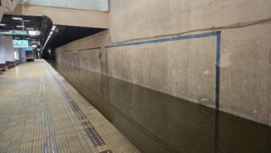 Bilanț negru după furtuna din Capitală: Peste 1.400 de intervenții ISU și stația de metrou Piața Victoriei 2 complet inundată 1 statia piata victoriei inundatie metrorex foto facebook club feroviar