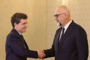 nicusor dan hunor kelement inquam photos octav ganea